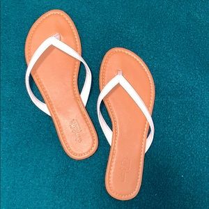 charlotte russe flip flops